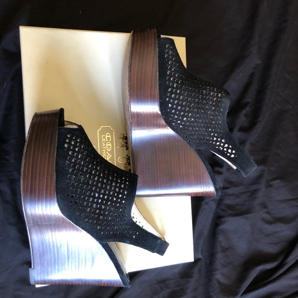 Black Coach wedges - Picture 1 of 4